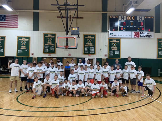 Group picture of 2021 basketball campers