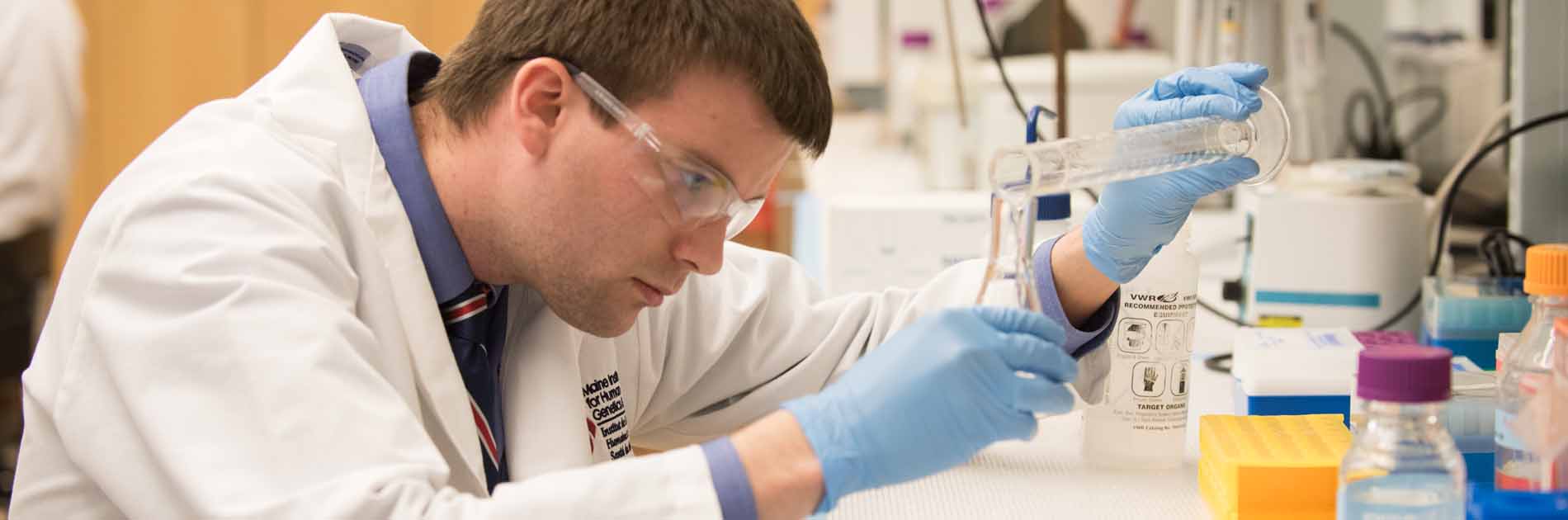 School of Pharmacy student works in lab